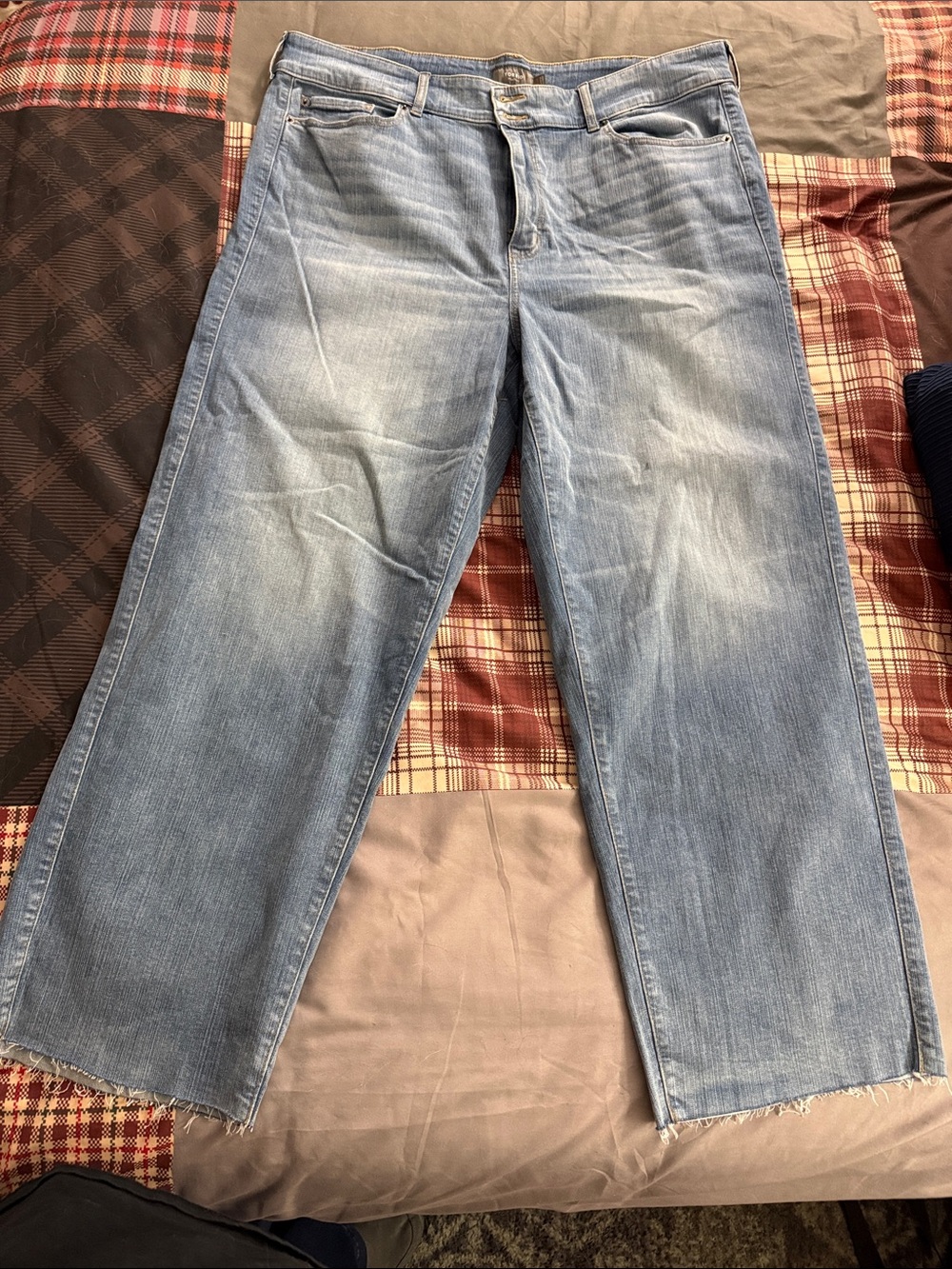 torrid High-Rise 90s Straight Jeans